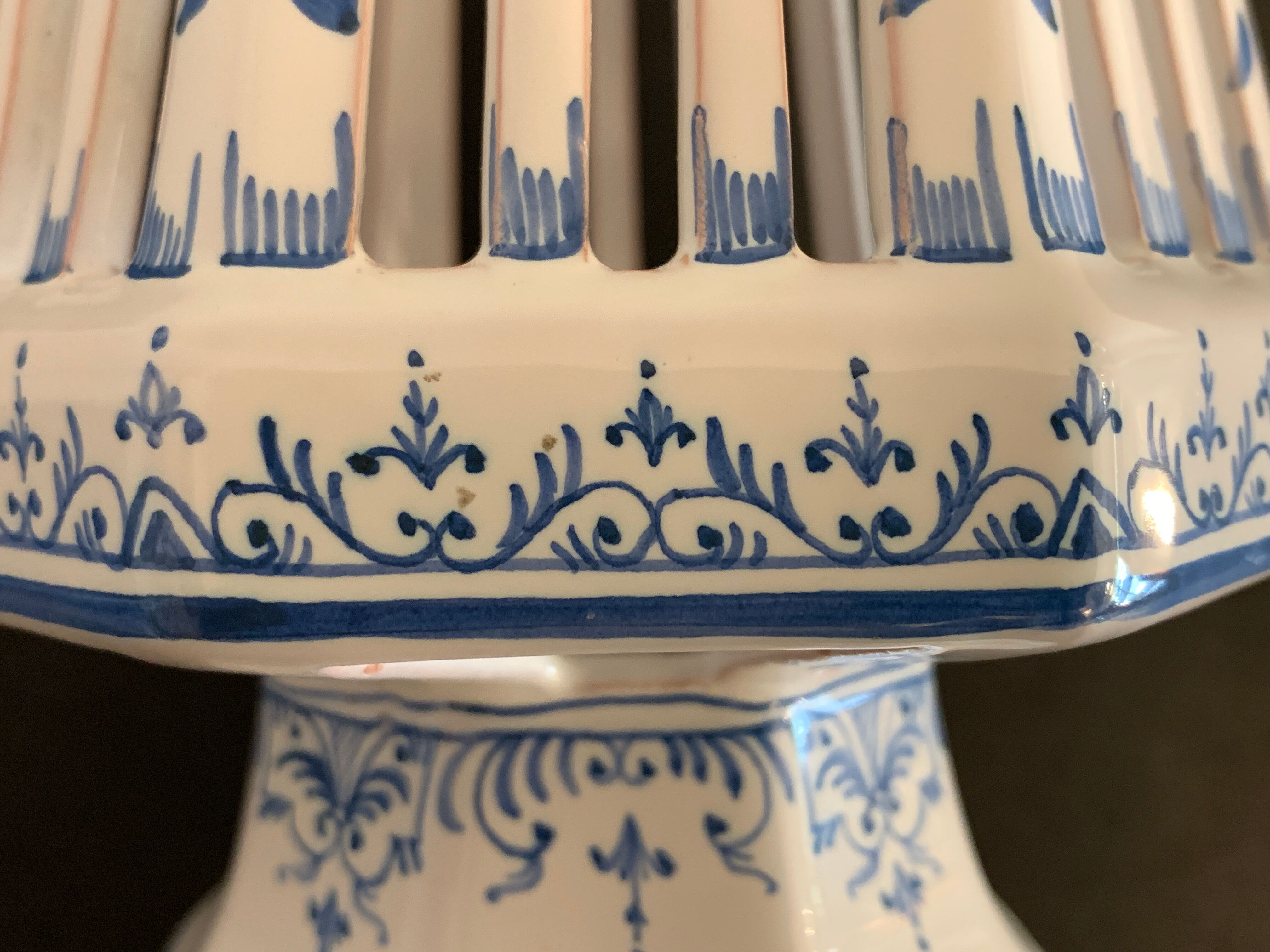 Earthenware lamp Lallier de Moustiers