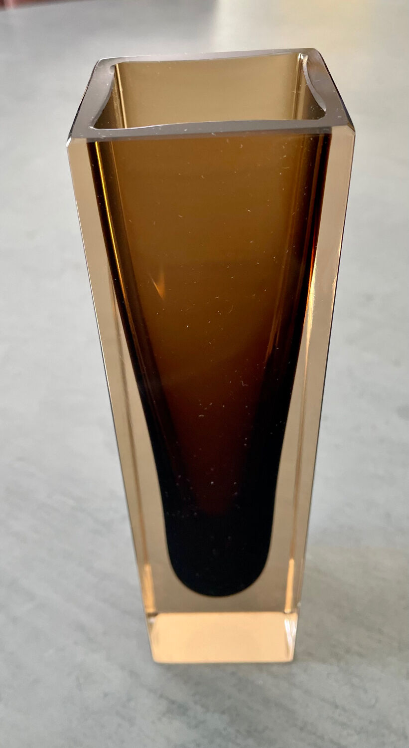 Murano sommerso vase