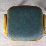 2 tabourets mid-century à pieds compas, vers 1950 skaï vert et  hêtre  blond