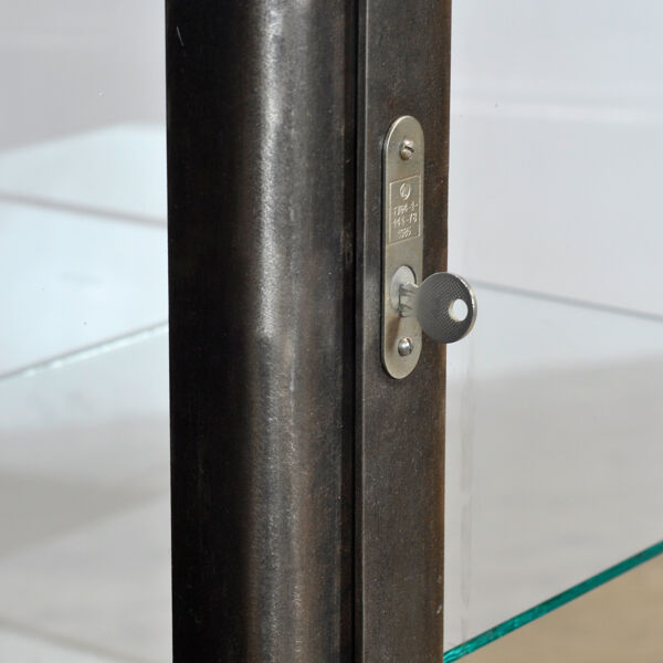 Cabinet médical d'Ukraine, daté de 1985