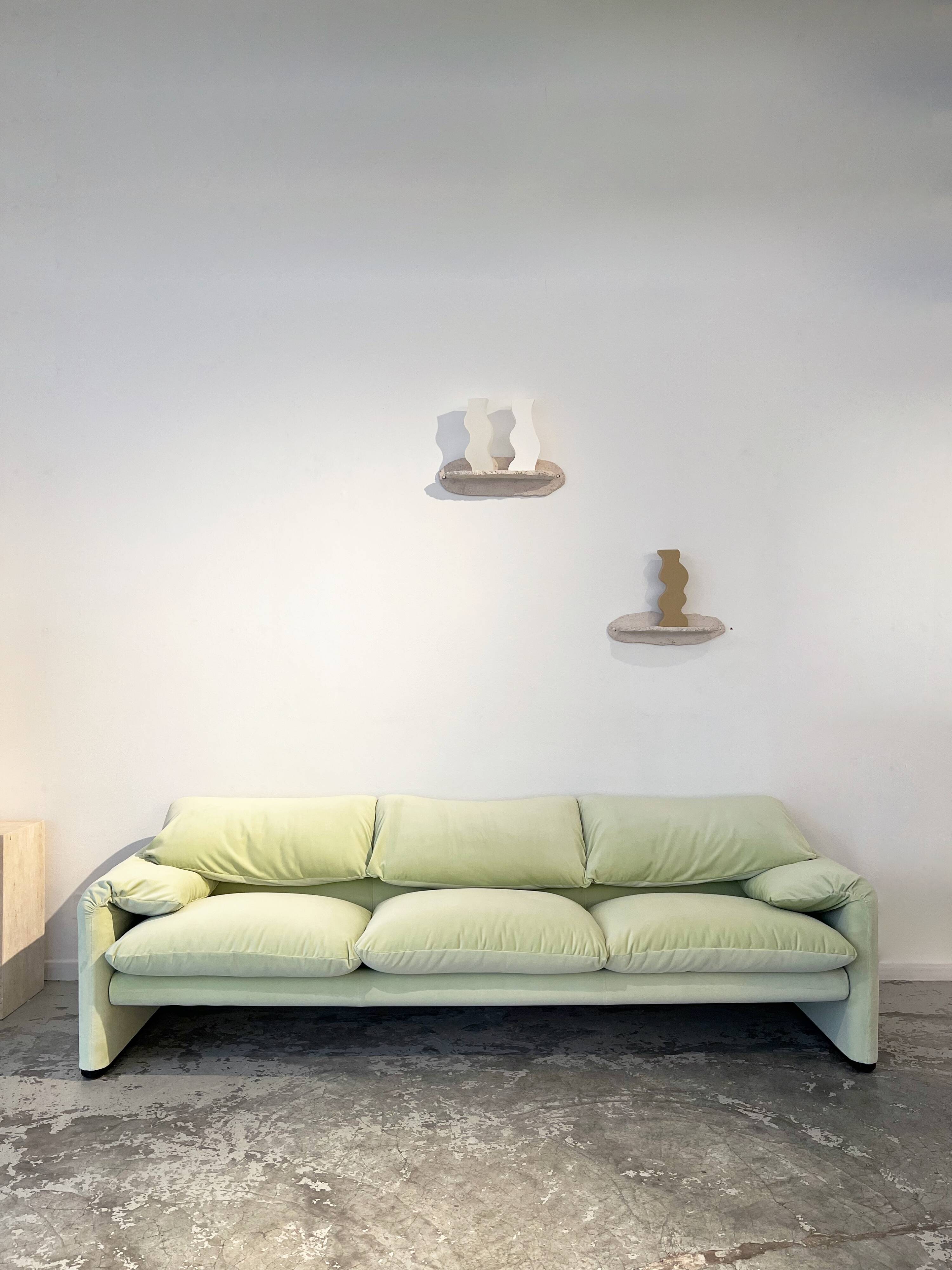 Maralunga 3-seater sofa by Vico Magistretti for Cassina Italy 1973