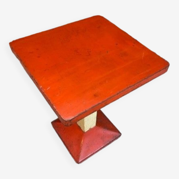Mini vintage kub tolix table