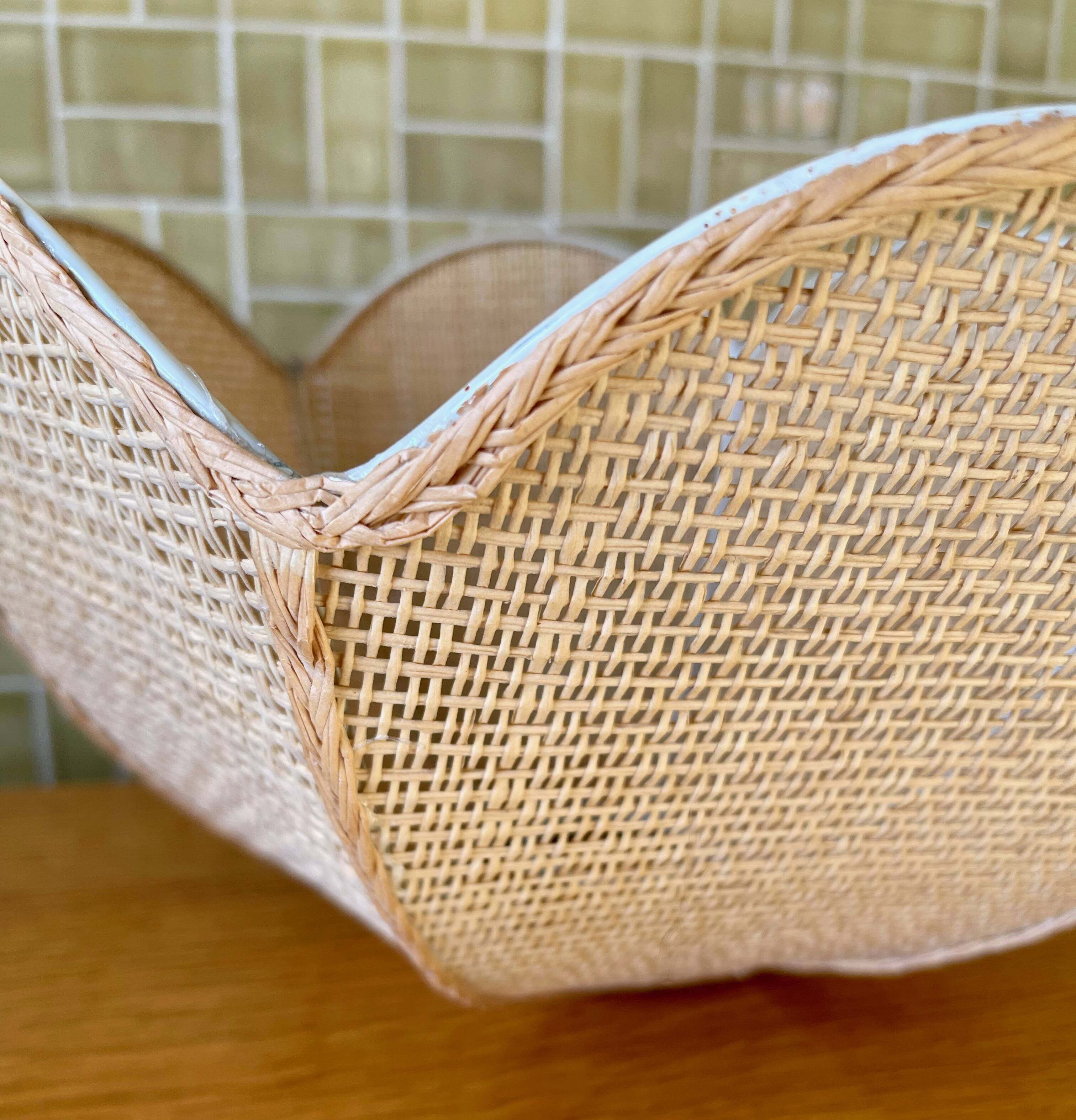 Superb suspension in rattan and wicker braided cannage style of the 1960s 1970s.
