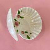 Empty shell pocket in iridescent ceramic