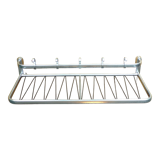 Coat rack style luggage rack