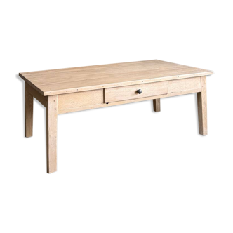 Large farmhouse coffee table (refurbished)
