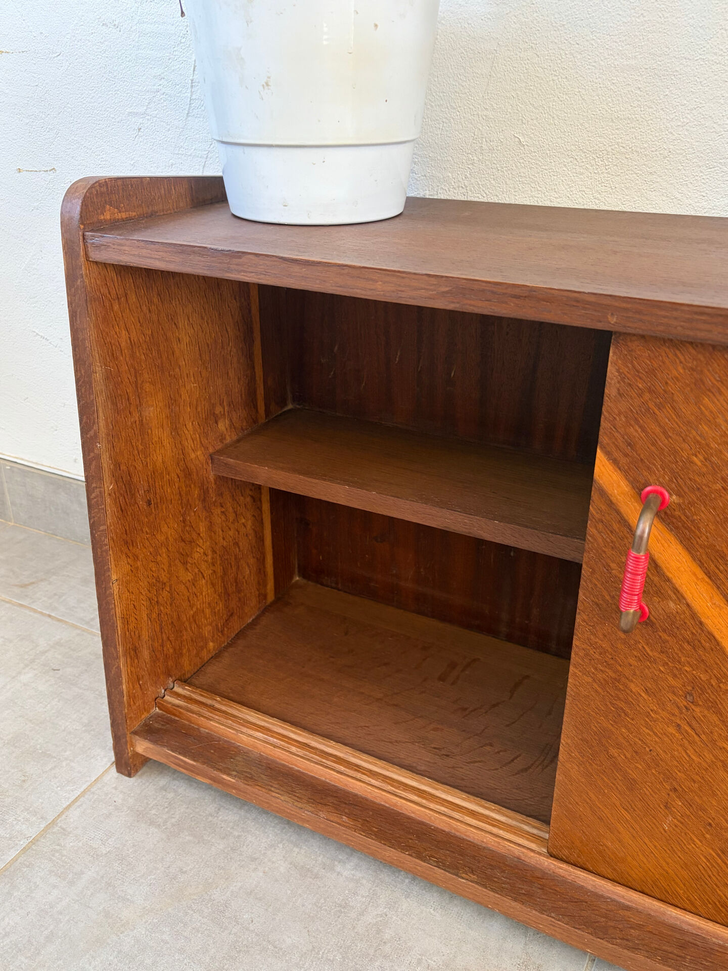 Vintage storage furniture / mini sideboard