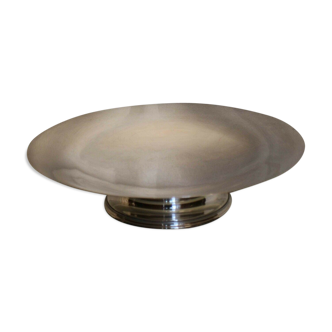 Large flat circular cut on silver metal pedestal
