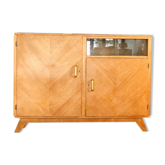 Vintage feet compass dresser