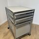 Caisson sur roulettes USM Haller gris clair