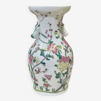 Vase en porcelaine chinoise du début XXème