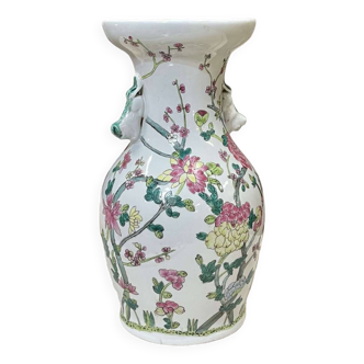 Vase en porcelaine chinoise du début XXème