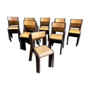 80 chaises d’école