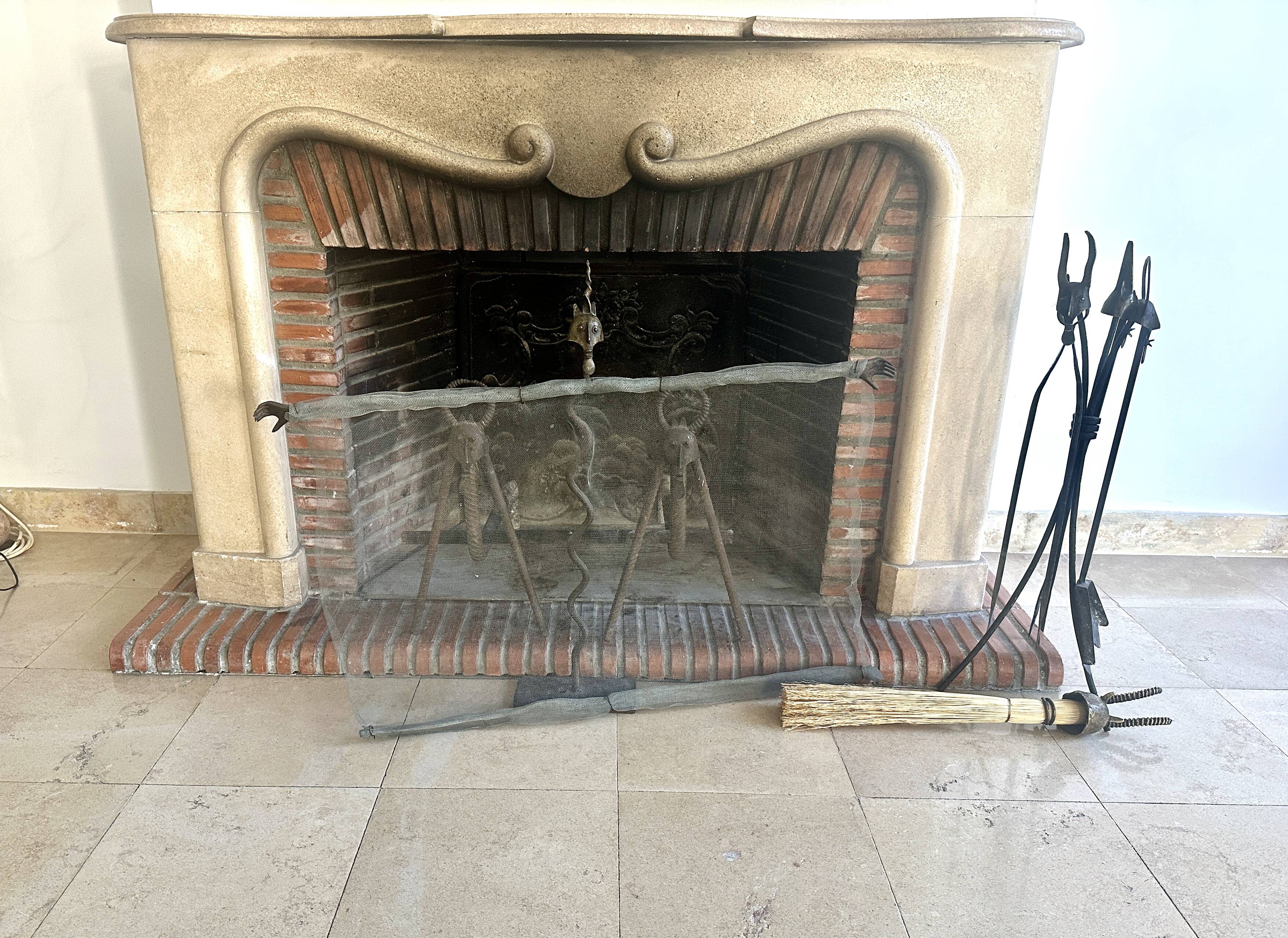 Chimney accessory set