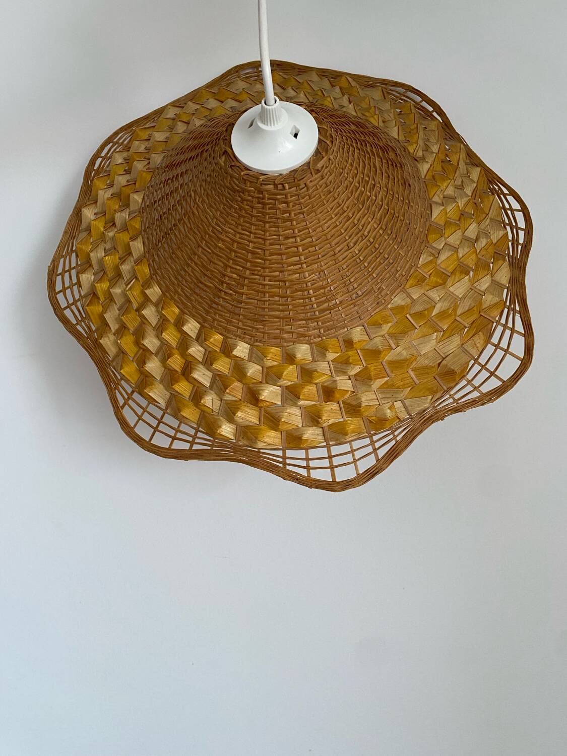 Woven wicker pendant light