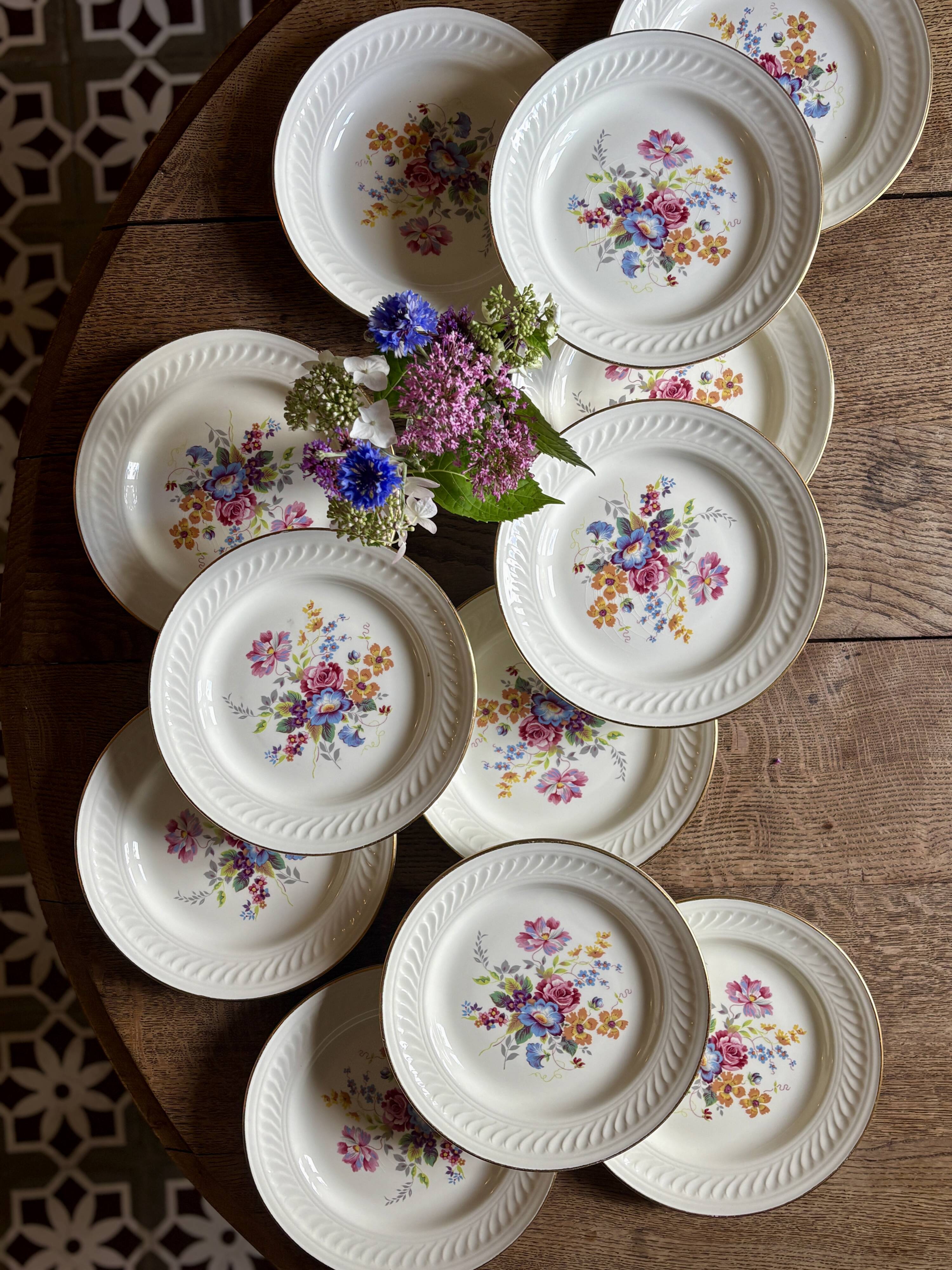 Set of 12 vintage flat plates - Fleurette by Gien