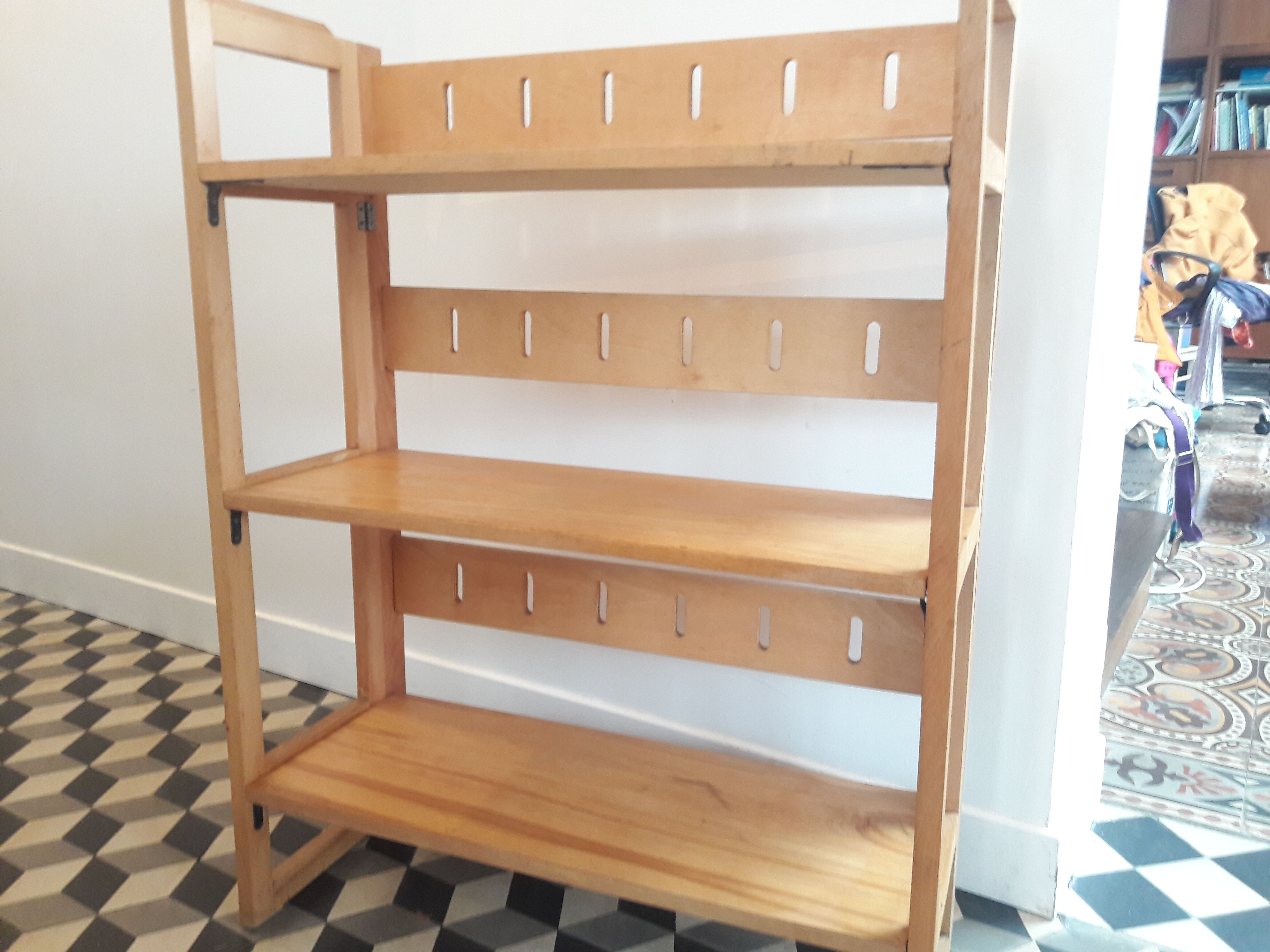 Shelf bookcase