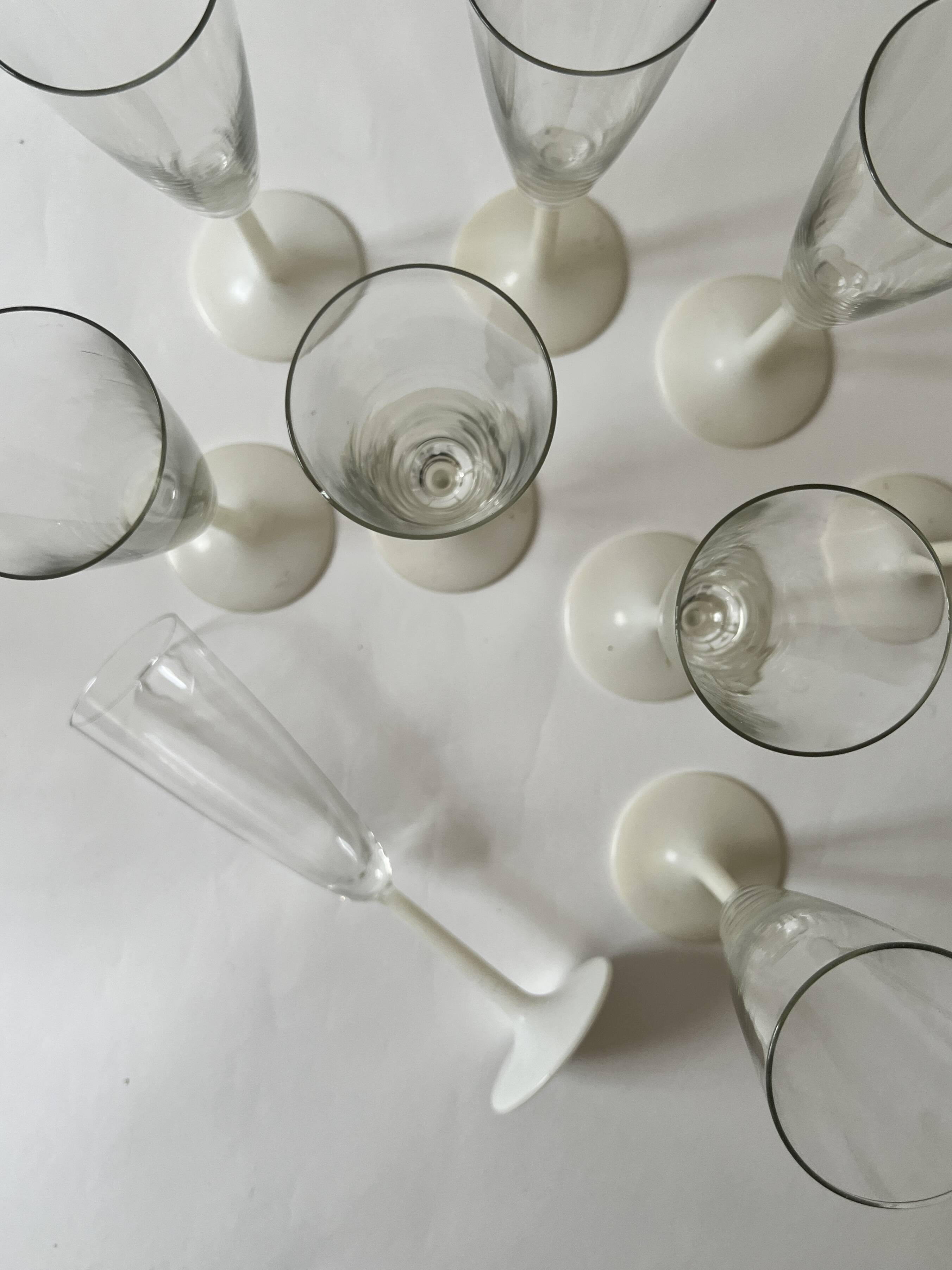 Set of 9 champagne glasses in glass and frosted opaline glass, France 1970