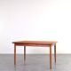 Table à manger extensible en teck danois des années 1960.