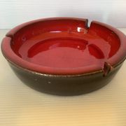 Koramic red and black ceramic empty pocket ashtray
