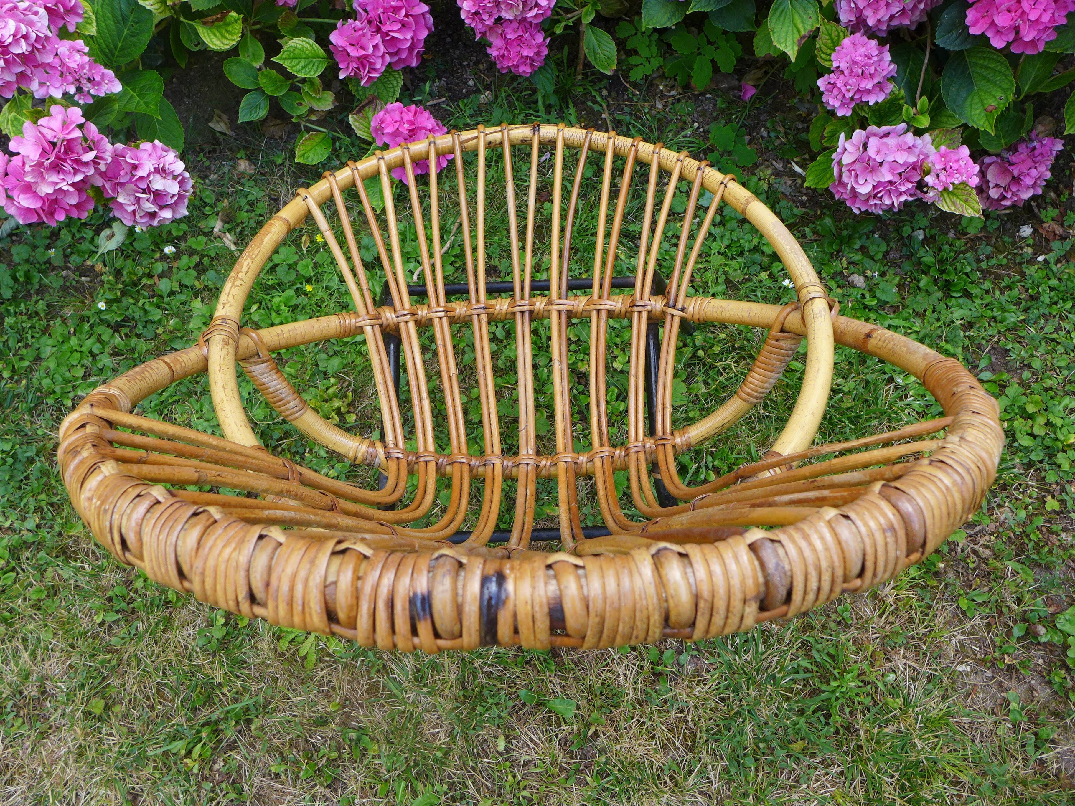 Vintage rattan chair