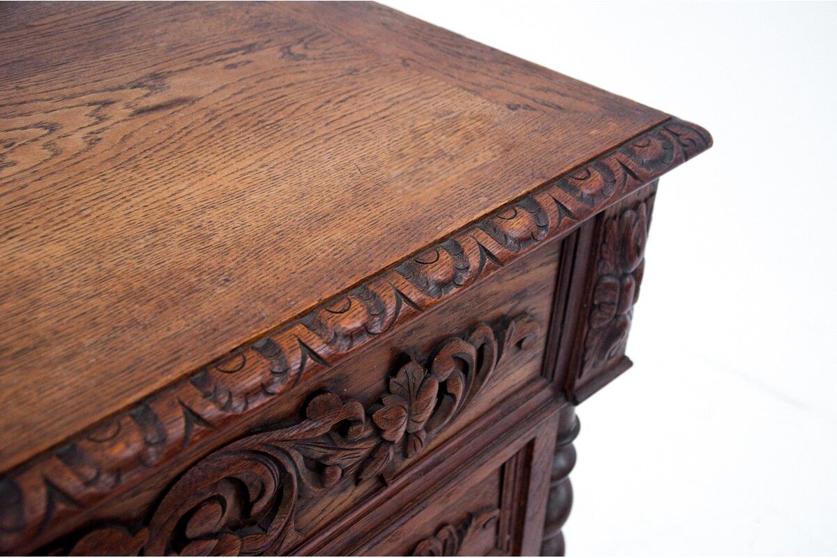 Commode - coiffeuse, France, vers 1880.
