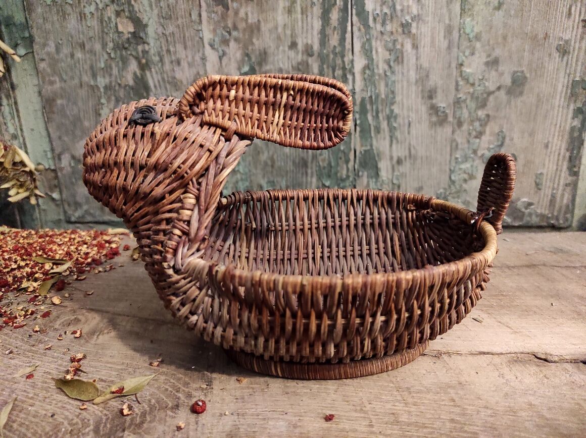 Vintage French basket, rabbit shaped