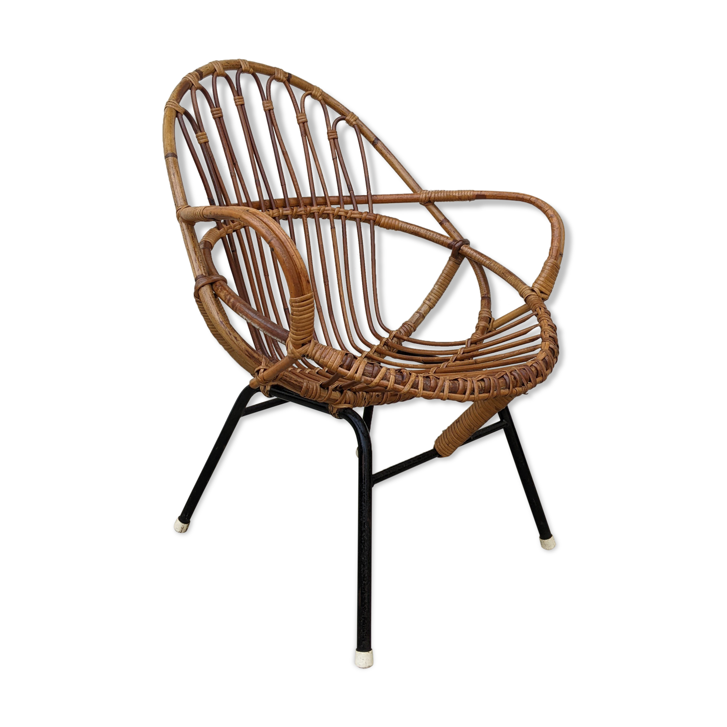 Fauteuil en rotin pietement métal modèle adulte