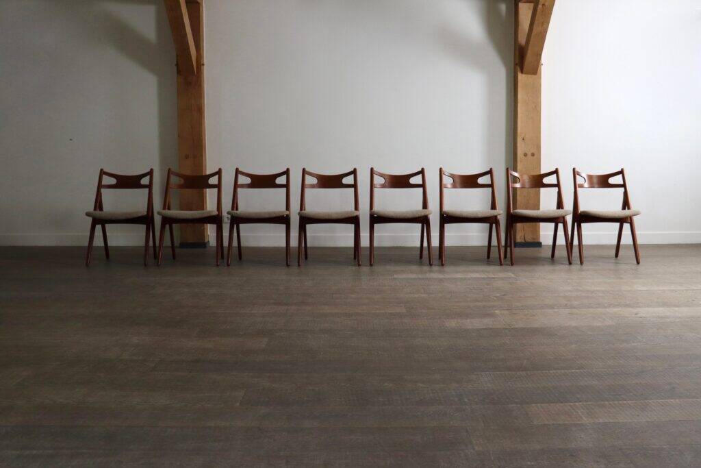Hans J. Wegner CH29 Sawbuck dining chairs for Carl Hansen & Son 1952