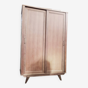 Armoire vintage