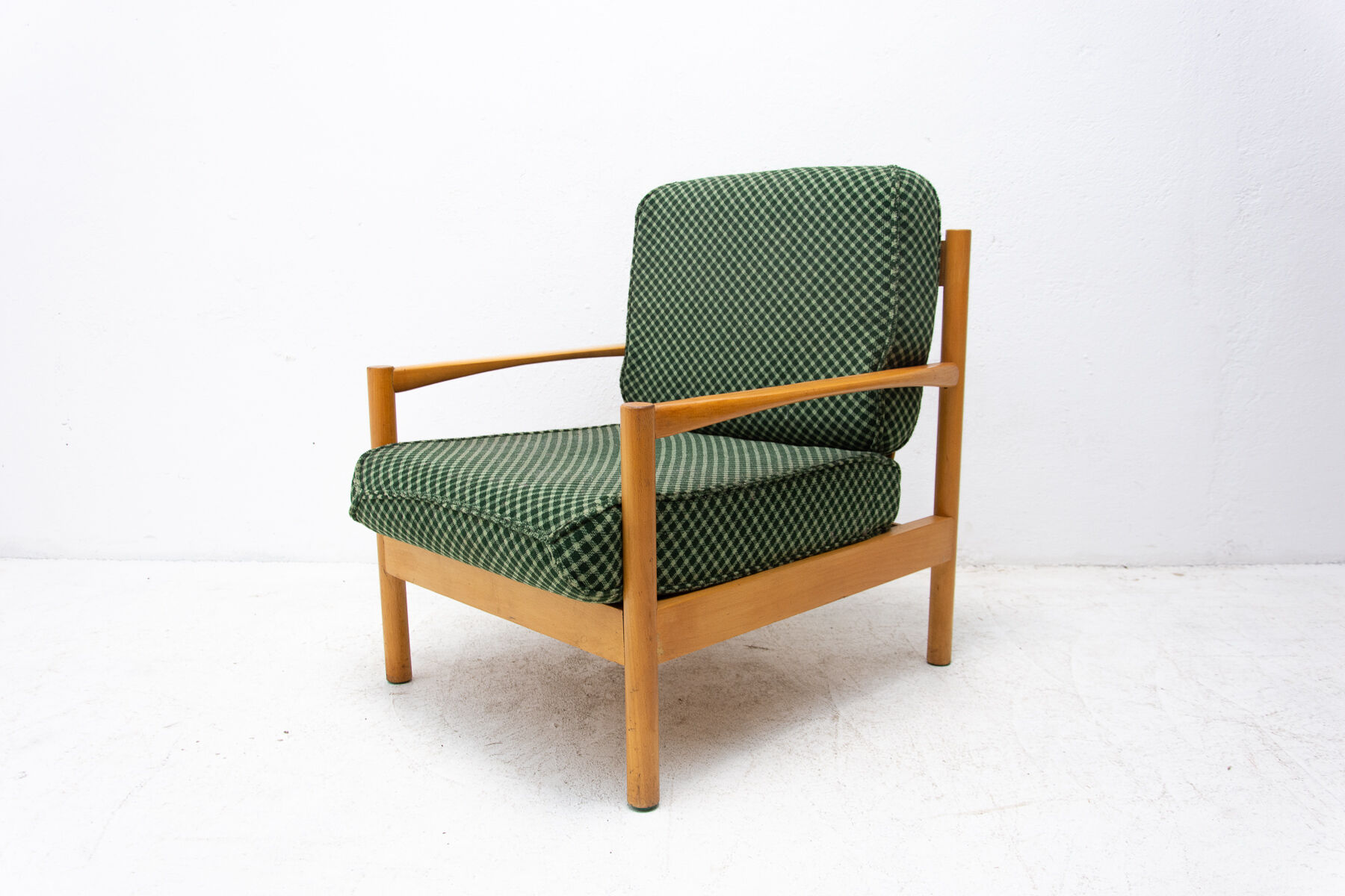 A pair of mid century Scandinavian style armchairs, 1970´s