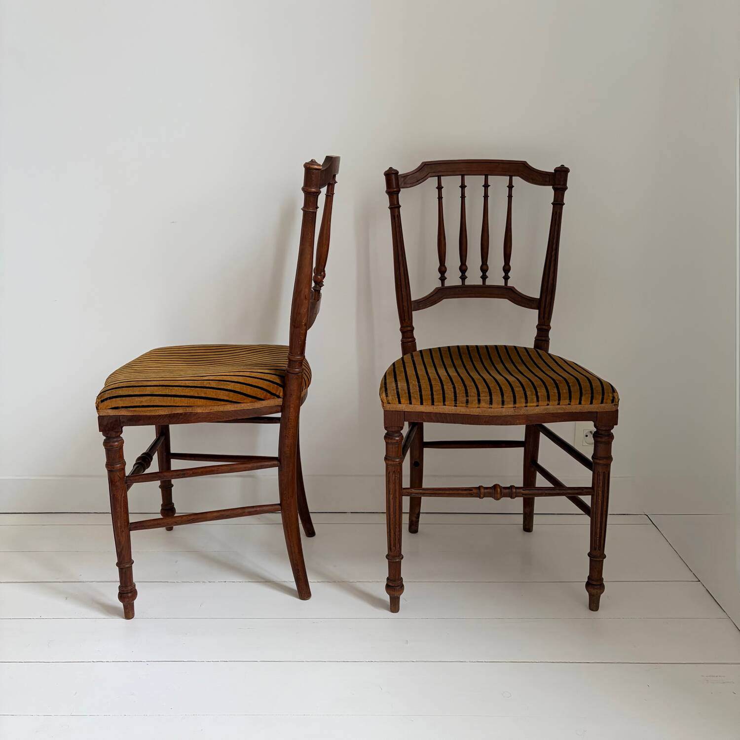Pair of lovely Napoleon III / Louis XVI chairs - Striped velvet