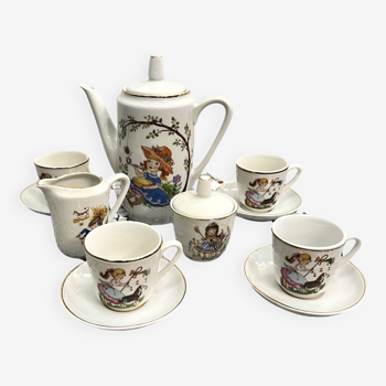 Complete set, children's dining room service made of decorated porcelain, Germany 1970s.