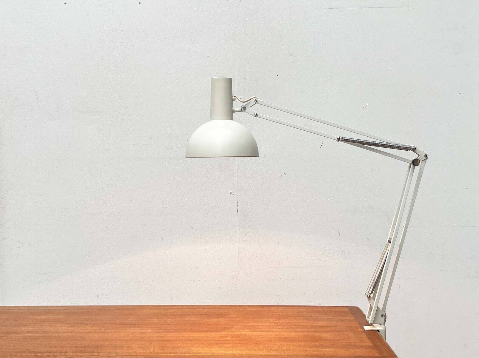 Mid-Century Modern It Task Wall Lamp from Louis Poulsen, 1970s
