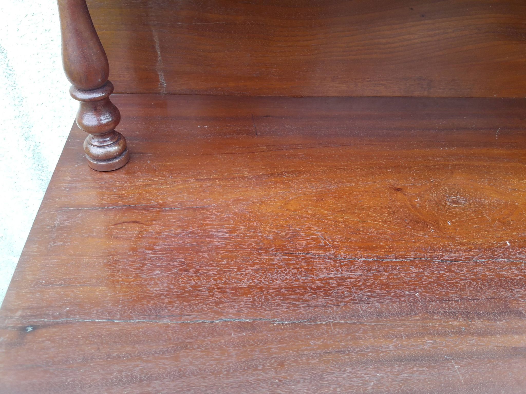 Stepped buffet in flamed mahogany veneer