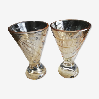 Set de 2 coupes vases en verre irisé