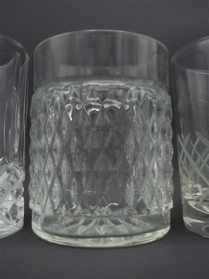 Set of 4 mismatched whiskey glasses