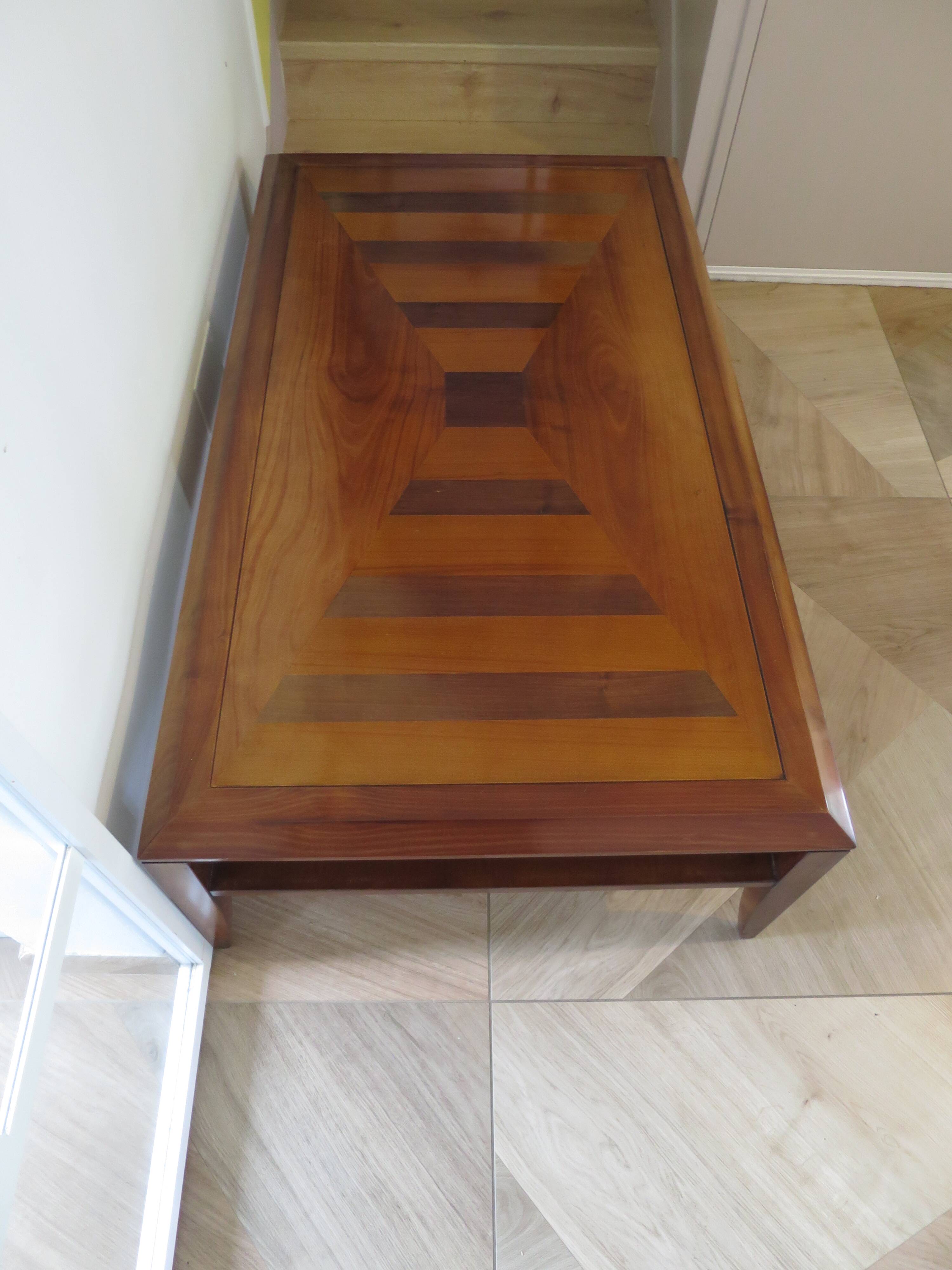 Large coffee table - cherry finish - solid wood - butterfly motifs