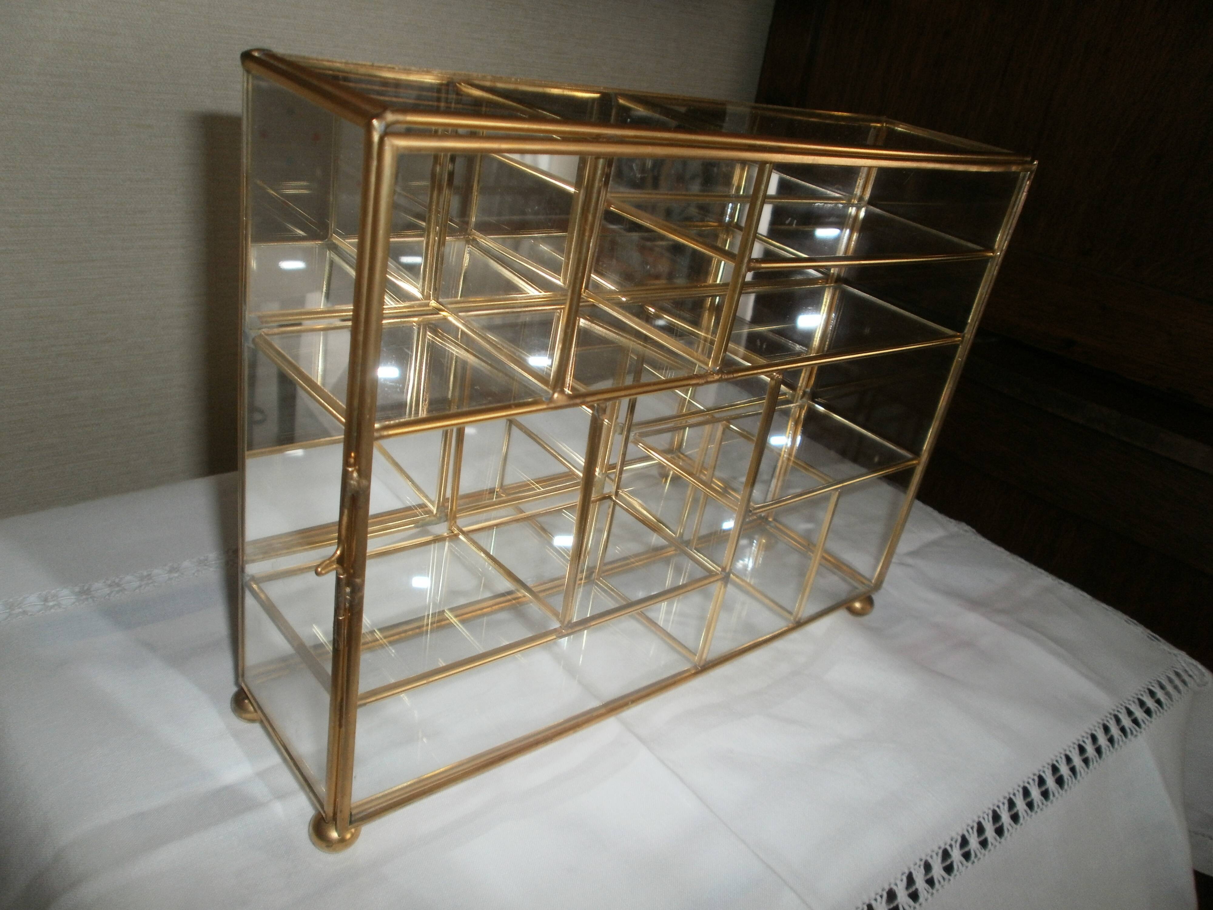 Vitrine pour miniatures