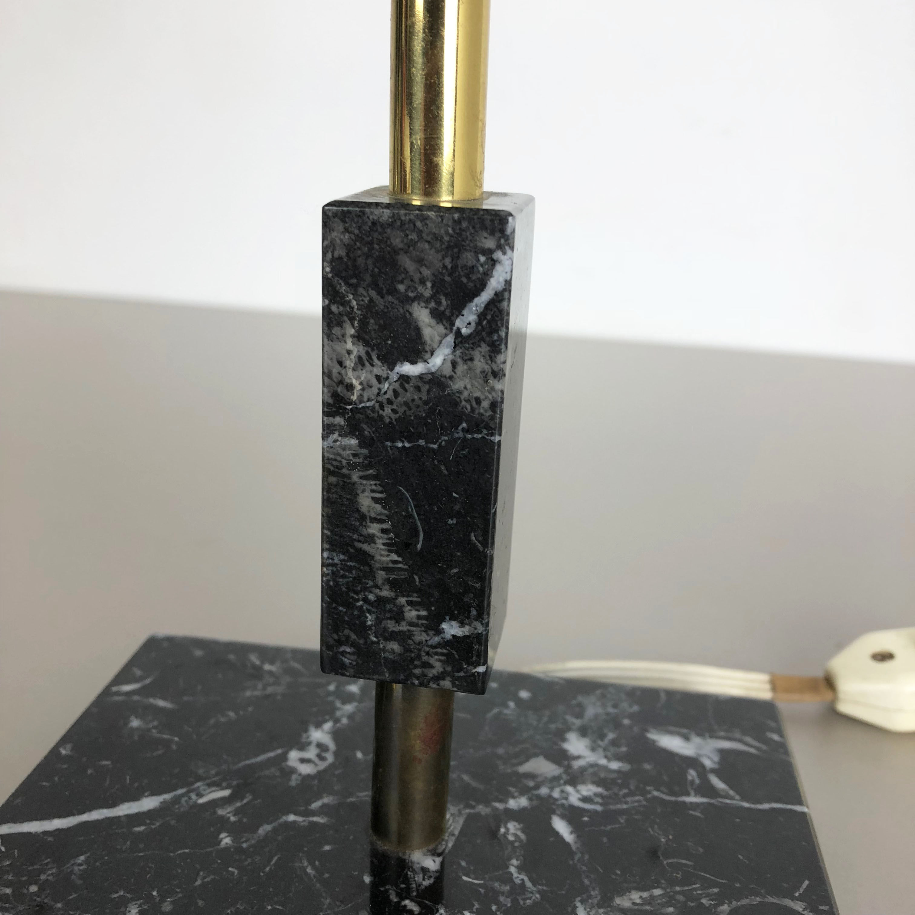 hollywood regency marble table light with opal shade, Italy 1950