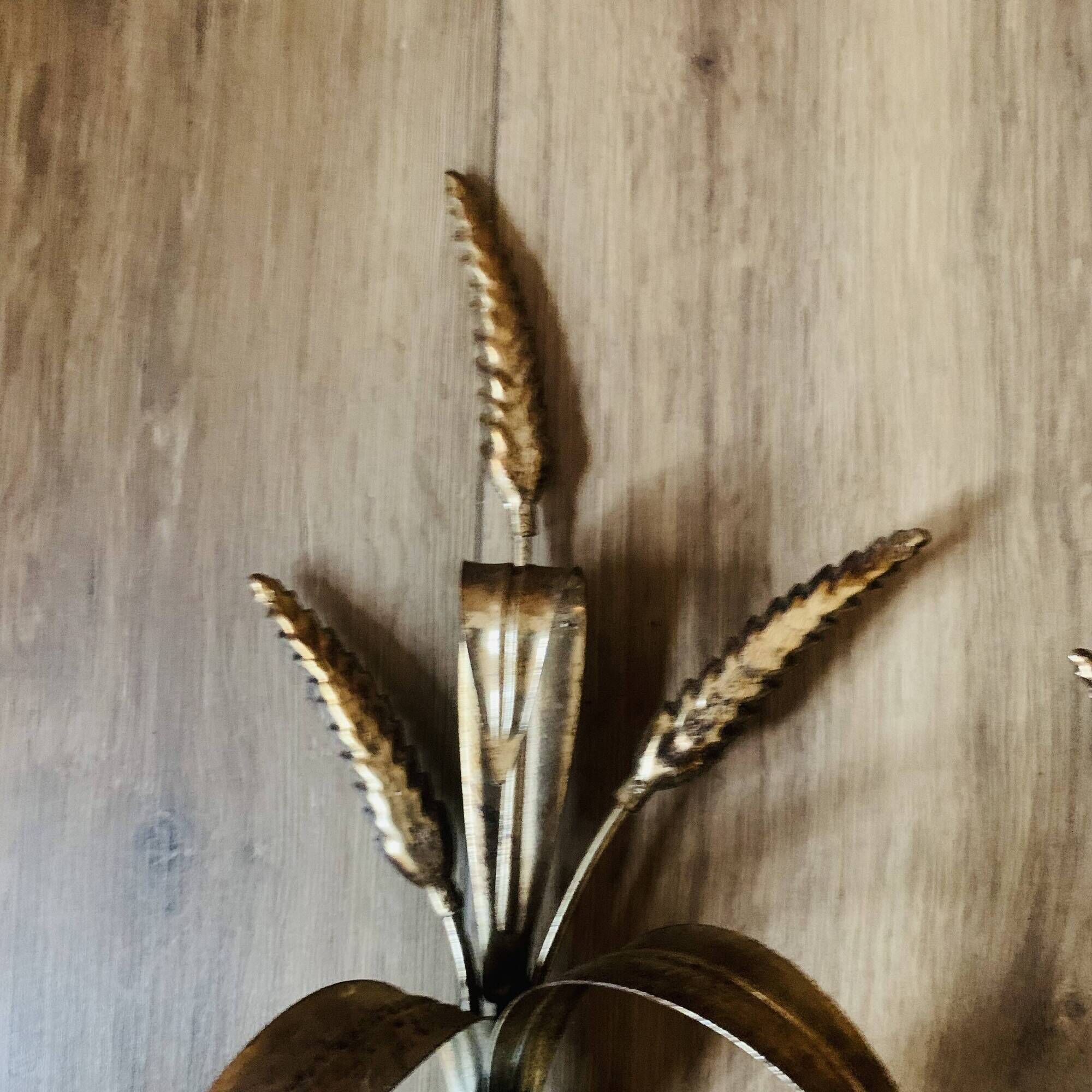 Pair of wheat spike wall lights in gold metal