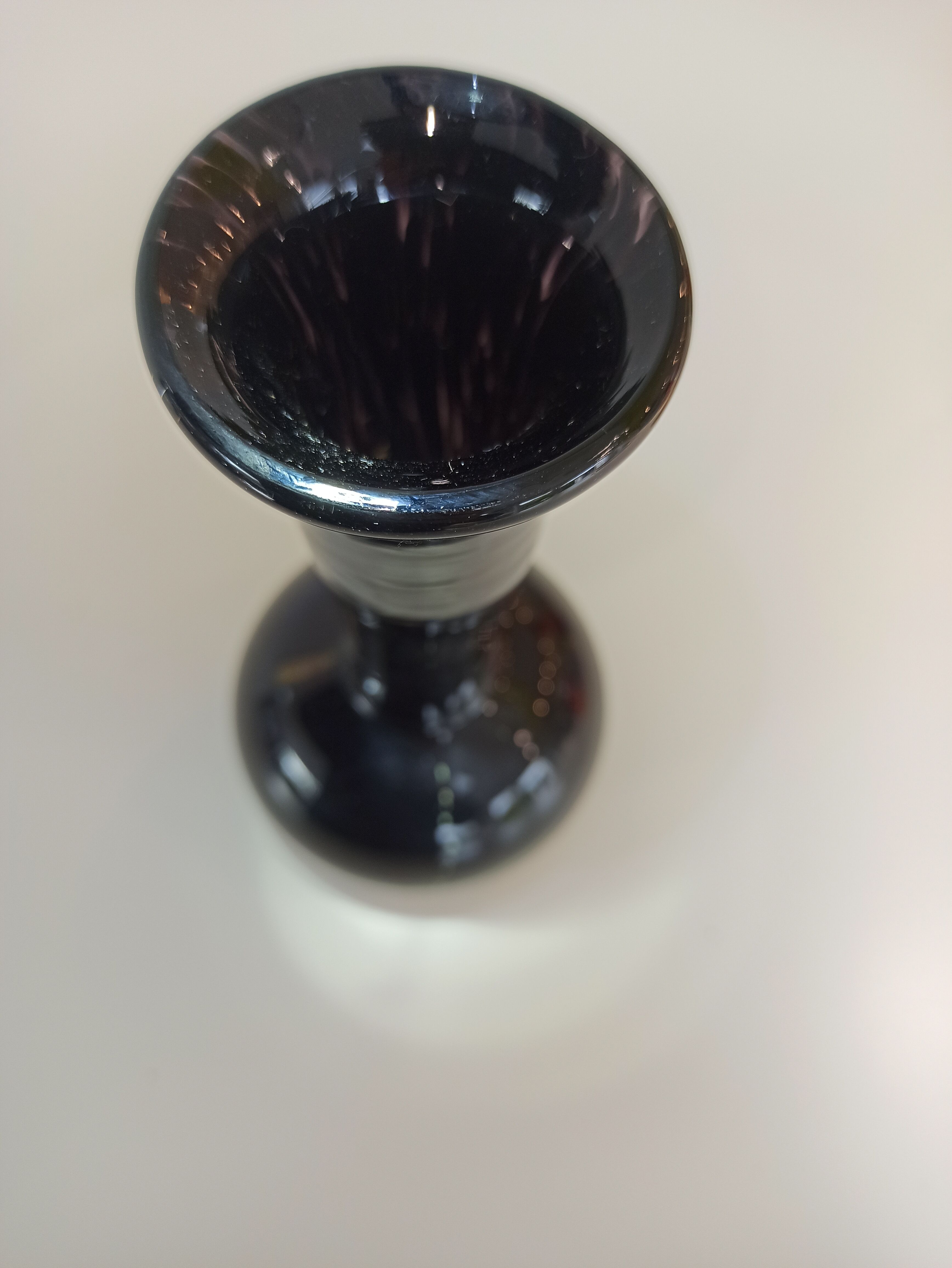 Iridescent black vase signed by the Phoenician Malta