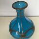 Vase balustre en opaline bleue