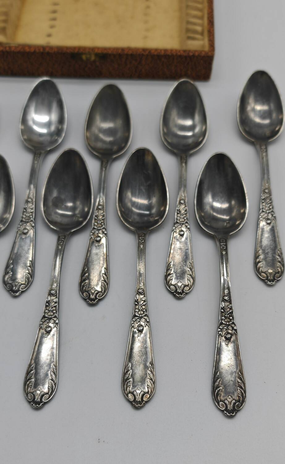 Set of 12 small spoons in silver metal, rocaille style