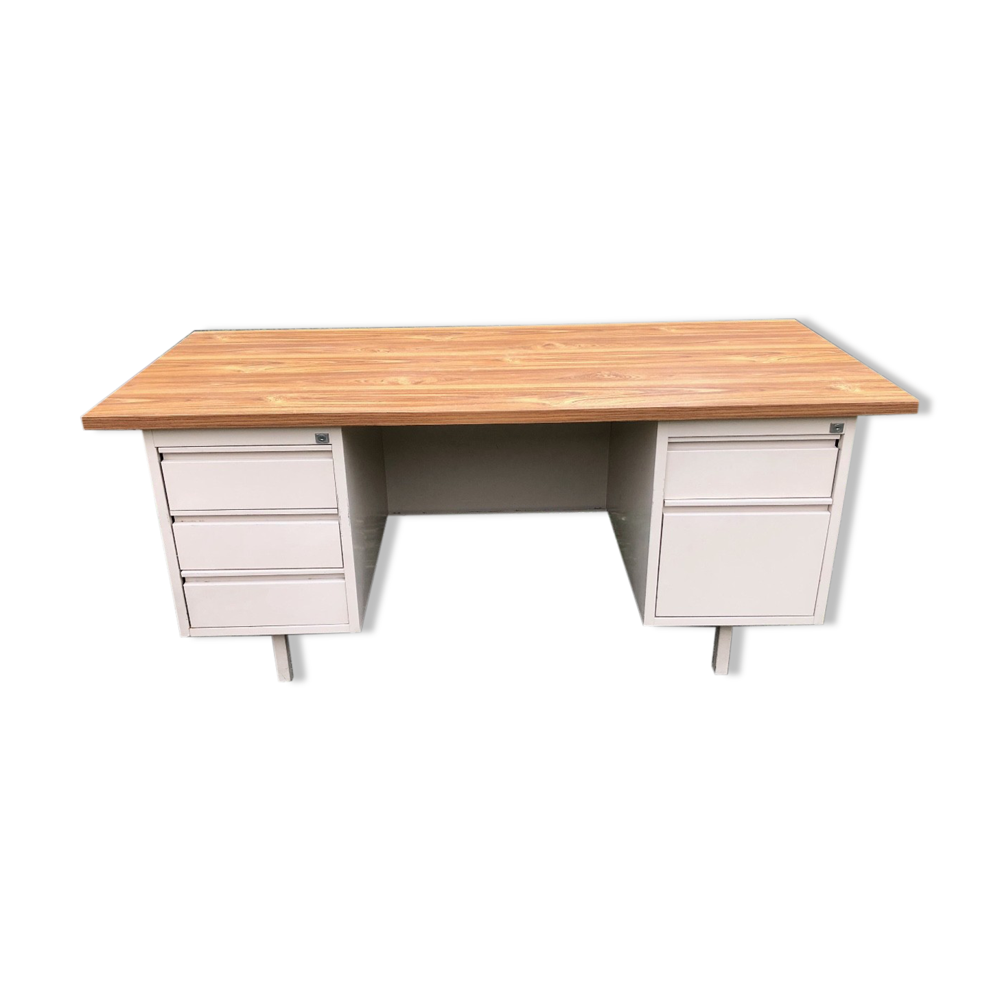 Industrial office of the 70s