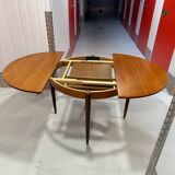 Scandinavian round table