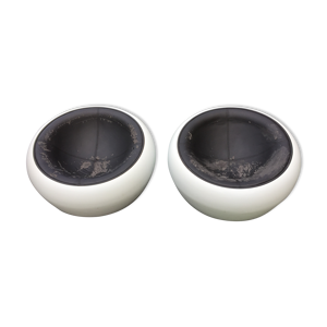 Fauteuils design egg pod ball chair iconik blanc et simili cuir noir en l’état.