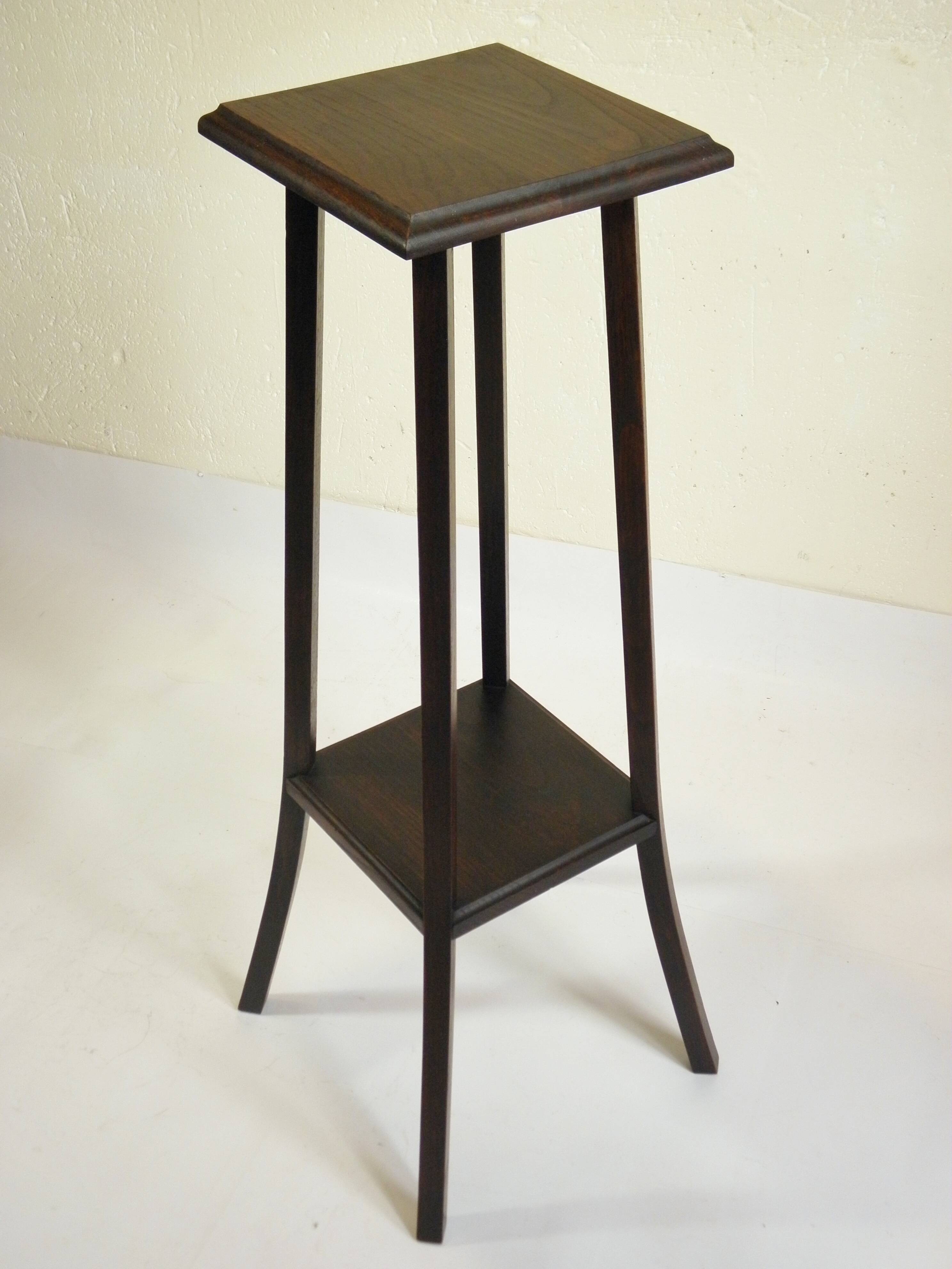 Sellette en bois pieds galbés 88 cm