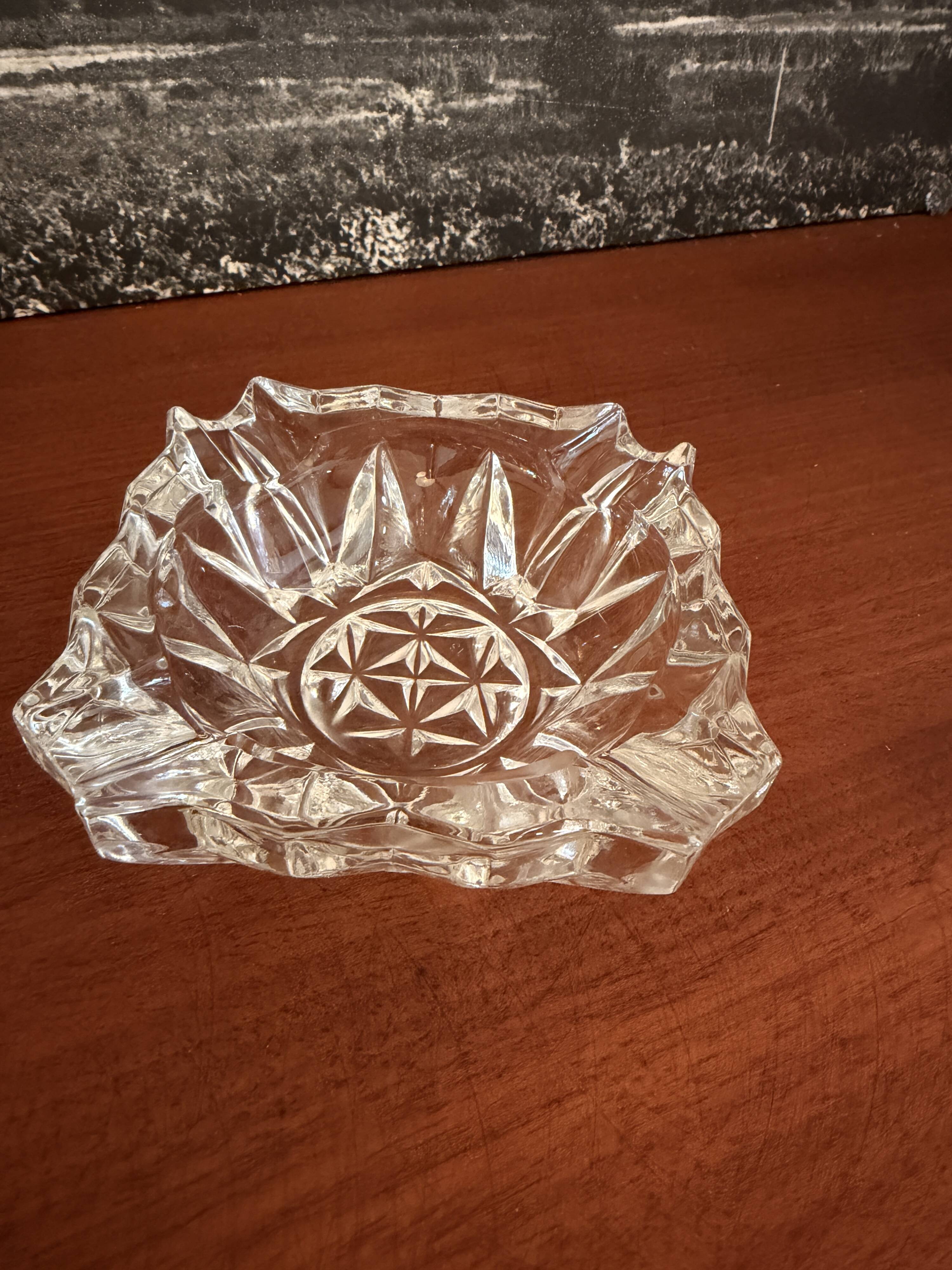 Glass ashtray and pocket tray