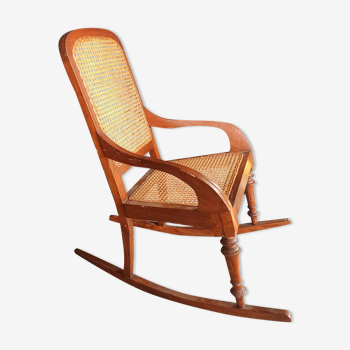 Rocking-chair old wood and canning rattan